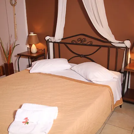 Christianna Appartement Nikiana